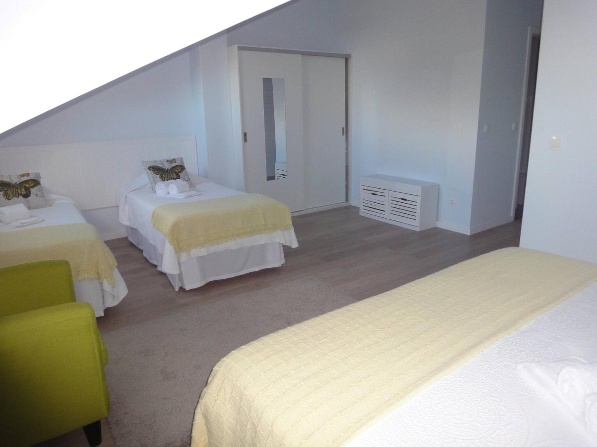 Apartamentos Almeida Garrett Ponta Delgada Eksteriør bilde